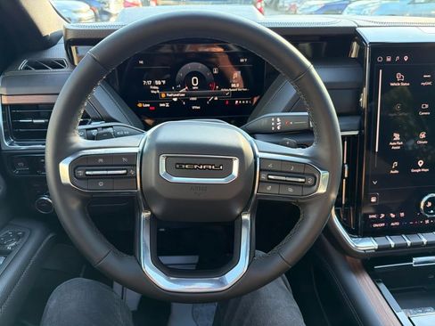Used 2026 GMC Yukon Denali w/ Sun & Power Step Package AWD/4WD image 26