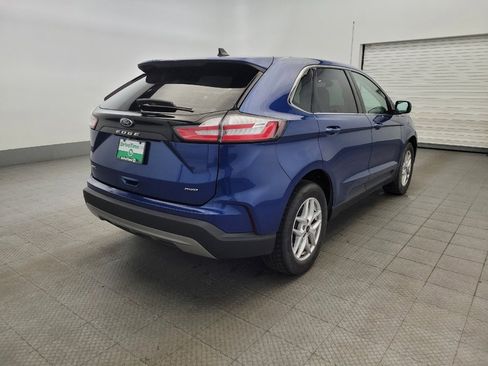 Used 2023 Ford Edge SEL image 9
