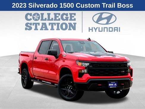 Used 2023 Chevrolet Silverado 1500 Custom Trail Boss w/ LPO, Dark Essentials Package image 1
