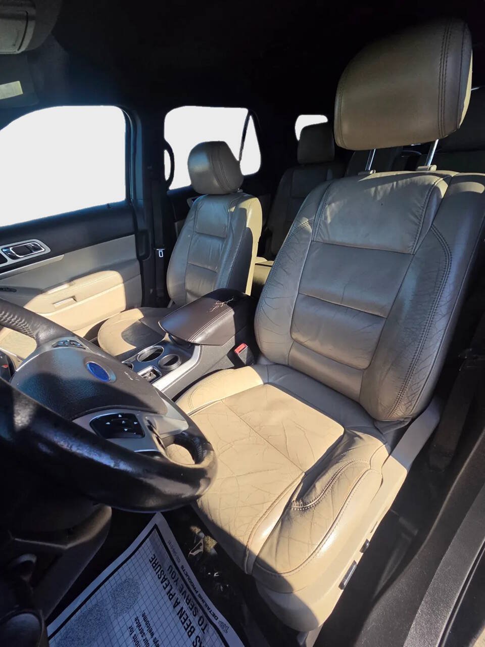 Used 2014 Ford Explorer XLT w/ Equipment Group 202A FWD image 11