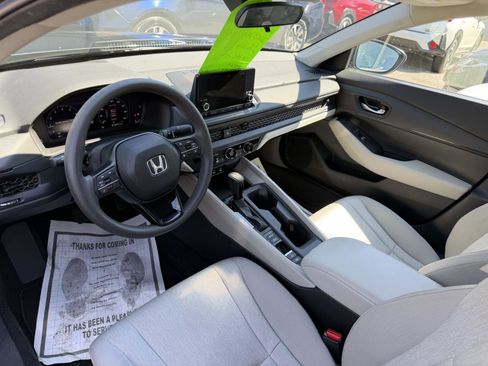 Used 2023 Honda Accord LX image 13