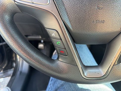 Used 2017 Hyundai Santa Fe Sport image 14