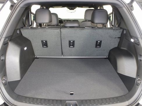 New 2026 GMC Terrain AT4 w/ Convenience Package III image 22