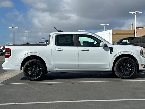 New 2026 Ford Maverick Lobo image 2