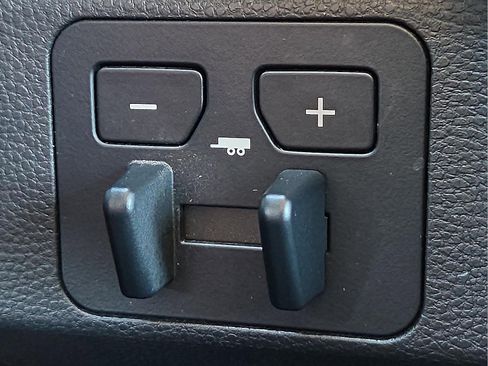 Used 2024 Toyota Tundra SR5 image 19