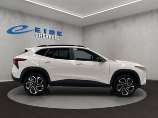 New 2026 Chevrolet Trax RS video 2