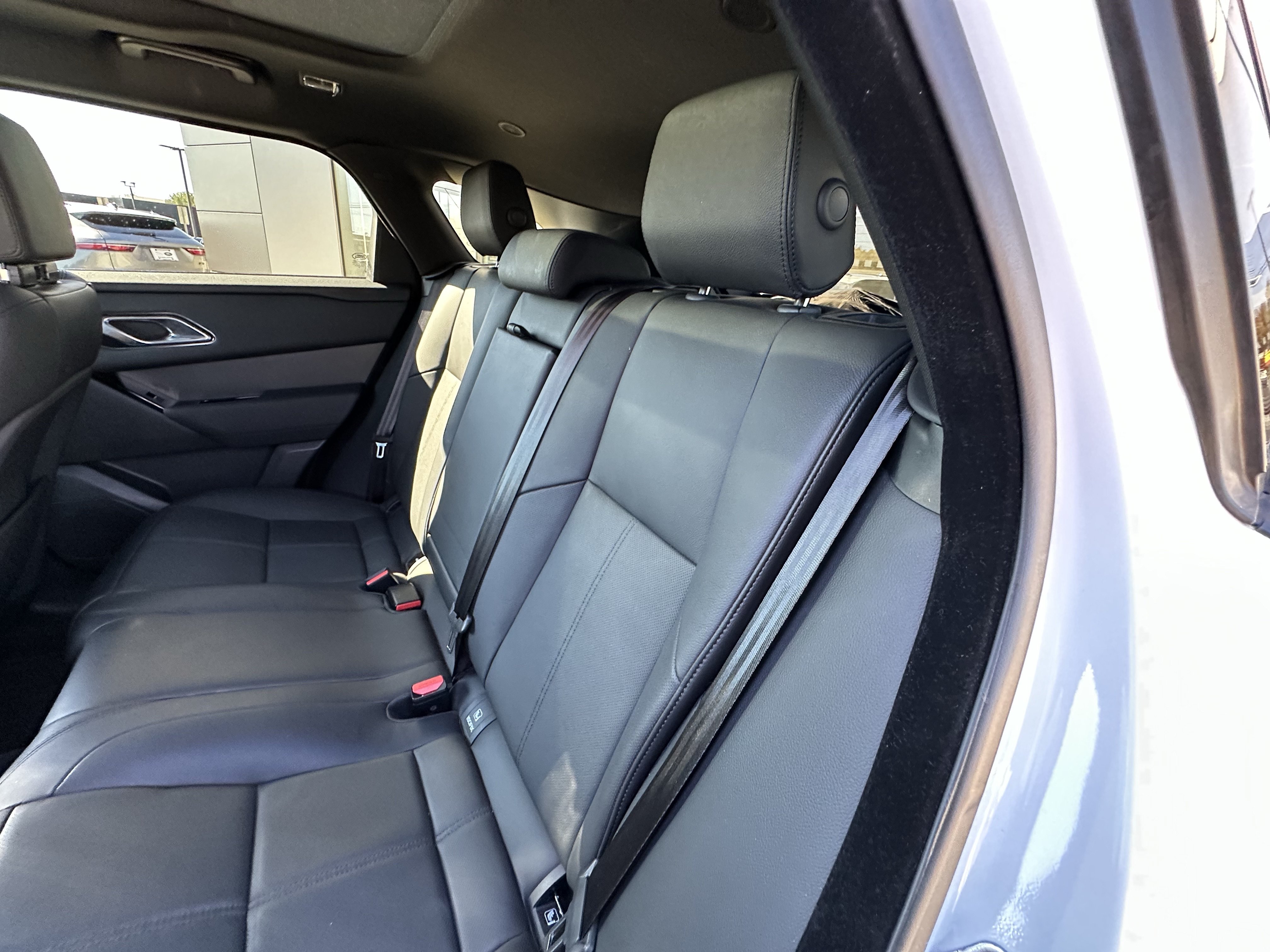 Certified 2026 Land Rover Range Rover Velar S AWD/4WD image 31