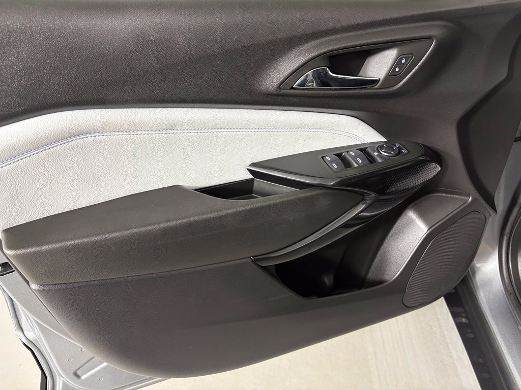 Used 2024 Chevrolet Trax LT FWD image 16