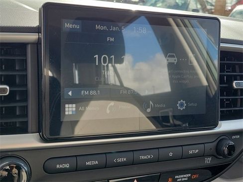 New 2026 Hyundai Venue SEL image 9