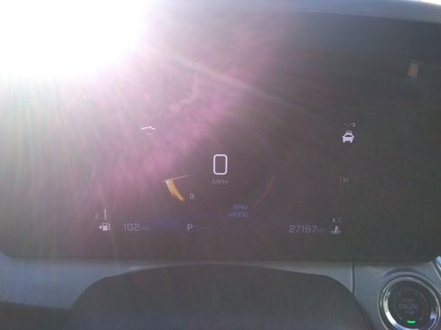 Used 2024 Chevrolet Trax LT w/ Driver Confidence Package image 13