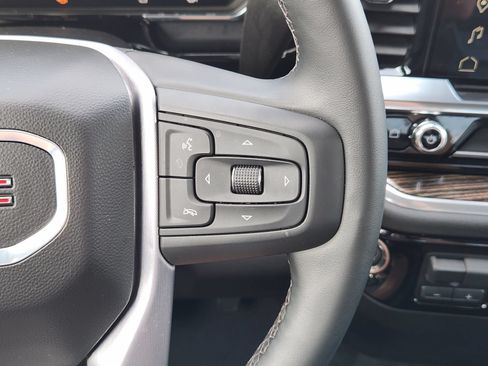 Used 2026 GMC Sierra 1500 Elevation RWD image 39