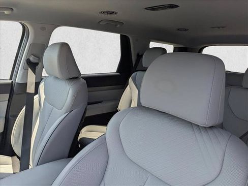 Used 2025 Hyundai Palisade SEL AWD/4WD image 14