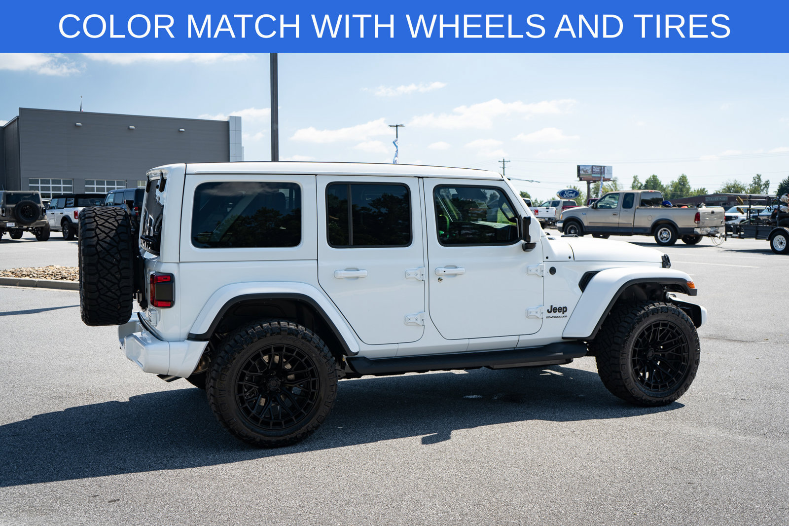 New 2026 Jeep Wrangler Unlimited Sahara AWD/4WD image 10