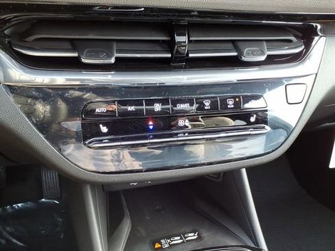 New 2026 Buick Envista Avenir image 32