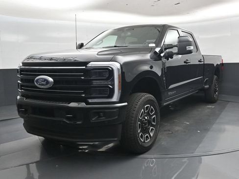 Used 2026 Ford F250 Platinum AWD/4WD image 33