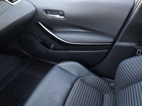 Used 2023 Toyota Corolla XSE image 11