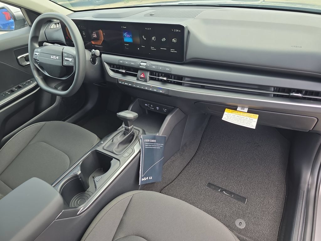 New 2026 Kia K4 FWD image 11