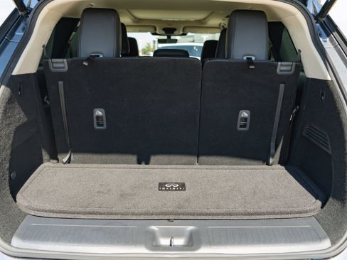 Certified 2026 INFINITI QX60 Luxe w/ Cargo Package FWD image 27