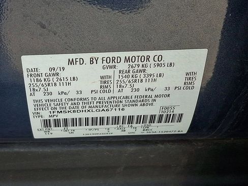 Certified 2020 Ford Explorer XLT w/ Equipment Group 202A AWD/4WD image 26