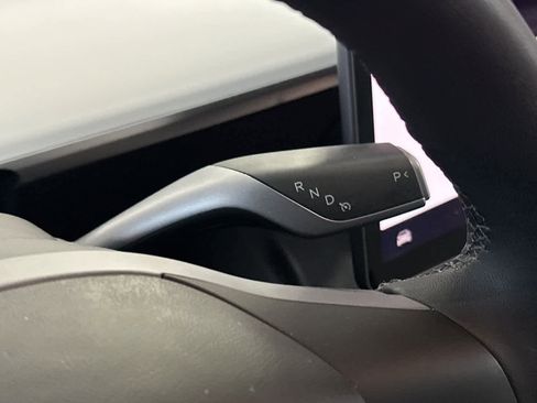 Used 2022 Tesla Model Y Long Range AWD/4WD image 24