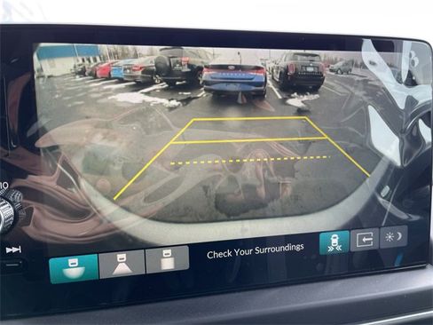 Certified 2025 Honda Pilot EX-L image 30