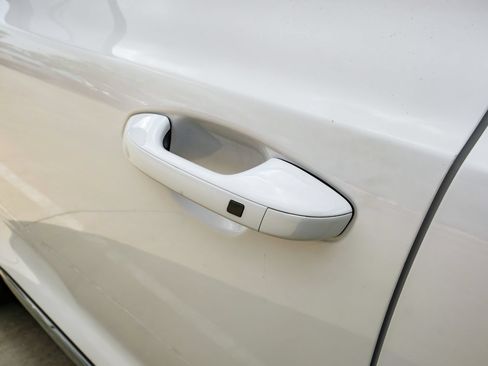 Used 2022 Kia Telluride EX w/ EX Premium Package FWD image 43