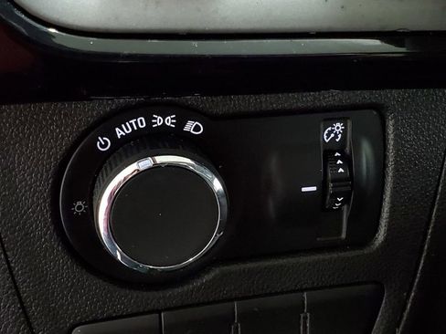 Used 2020 Chevrolet Spark LT image 27