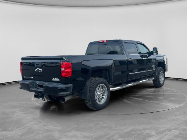 Used 2016 Chevrolet Silverado 2500 High Country w/ Duramax Plus Package AWD/4WD image 3