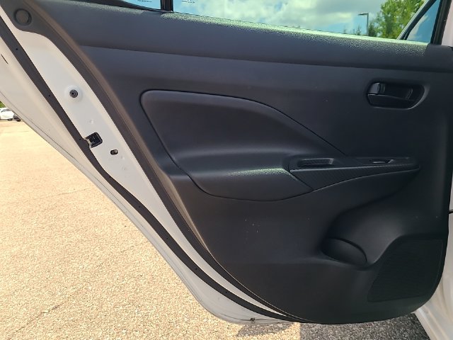 Used 2025 Nissan Versa S w/ Trunk Package FWD image 22