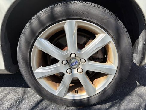 Used 2017 Volvo V60 T5 Premier w/ Climate Package image 6