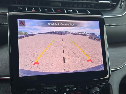New 2025 Jeep Grand Cherokee Overland w/ Trailer Tow Package AWD/4WD image 36