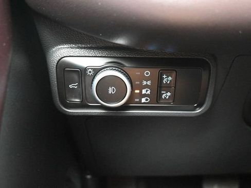 Used 2026 Ford Explorer Platinum RWD image 12