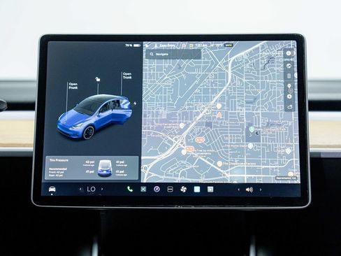 Used 2020 Tesla Model Y Performance AWD/4WD image 19