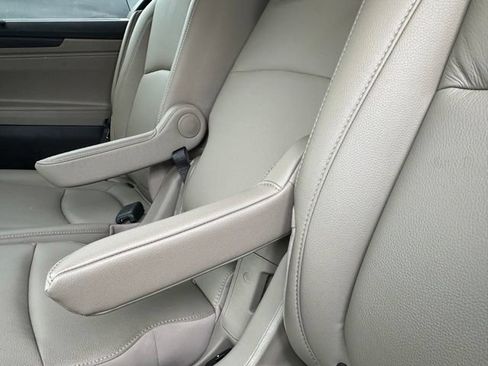 Used 2019 Honda Odyssey Elite image 23