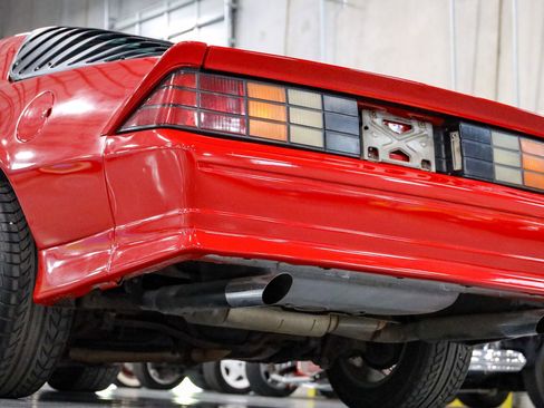 Used 1991 Chevrolet Camaro RS RWD image 34
