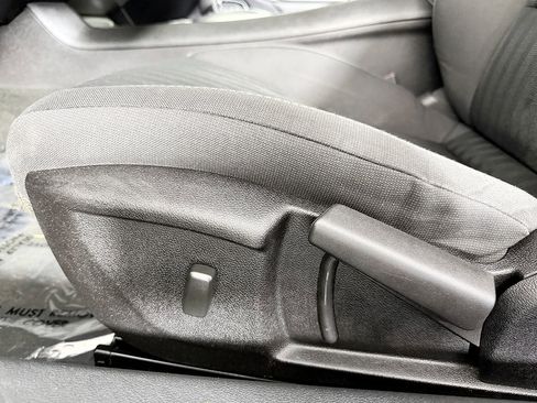 Used 2014 Chevrolet Camaro LS RWD image 31