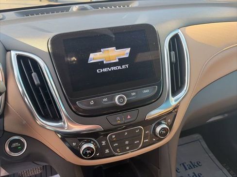 Used 2024 Chevrolet Equinox Premier AWD/4WD image 15