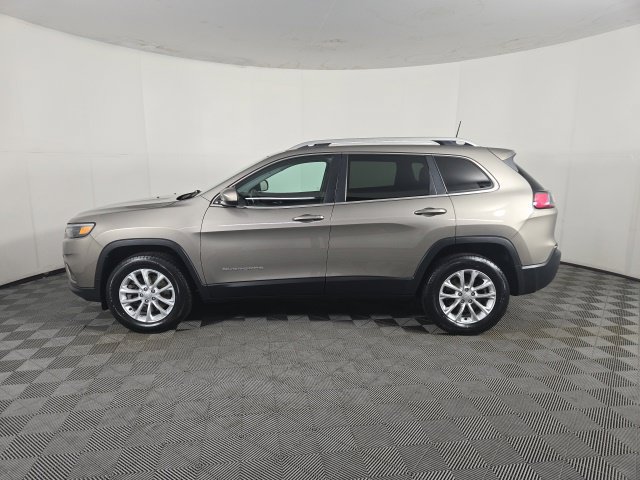 Used 2019 Jeep Cherokee Latitude w/ Popular Appearance Group AWD/4WD image 8