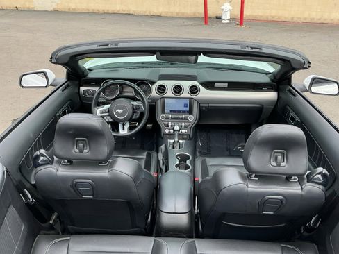 Used 2021 Ford Mustang Premium image 17