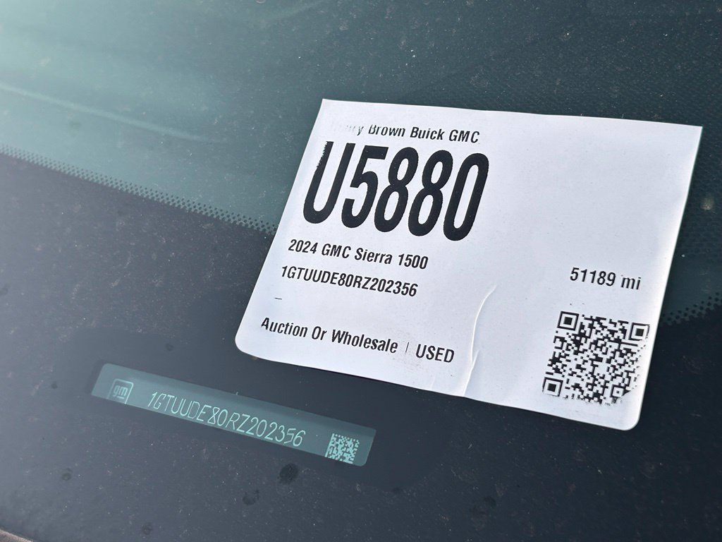 Used 2024 GMC Sierra 1500 SLT w/ SLT Convenience Package AWD/4WD image 4
