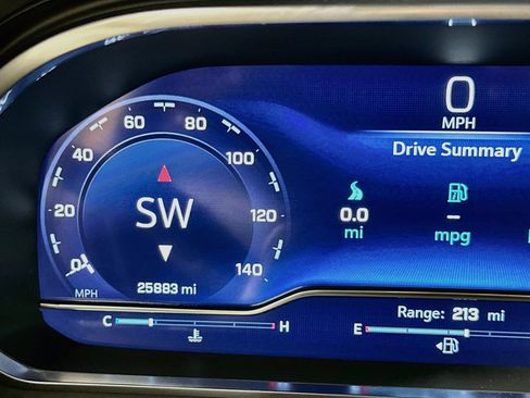 Used 2024 Chevrolet Tahoe Z71 w/ Luxury Package AWD/4WD image 19