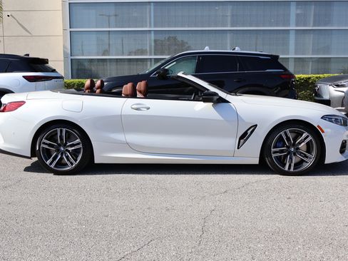 Used 2023 BMW M850i xDrive Convertible image 12