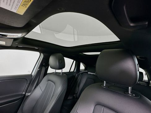 Used 2025 Mercedes-Benz GLA 250 image 22