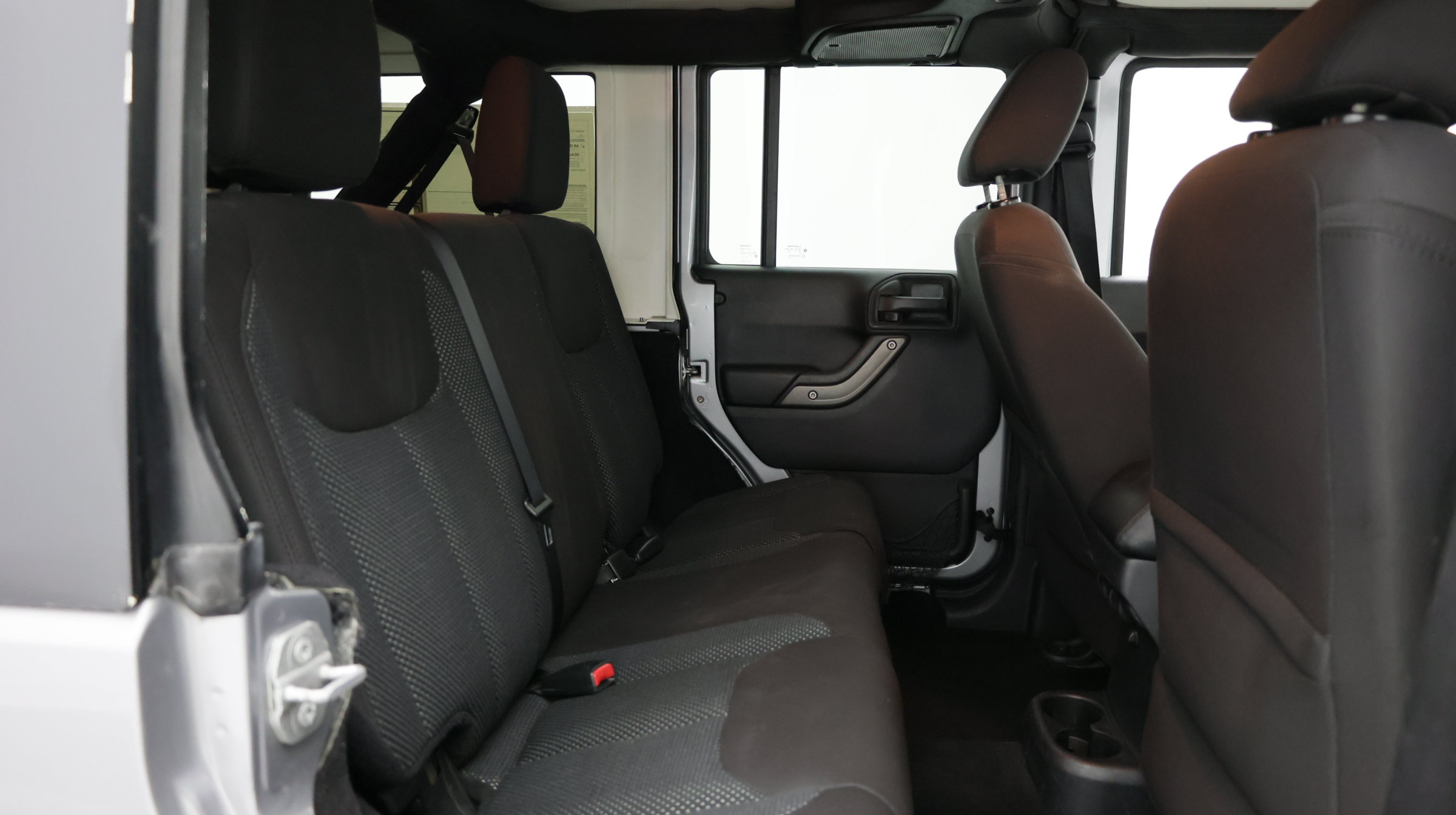 Used 2016 Jeep Wrangler Unlimited Sport AWD/4WD image 26