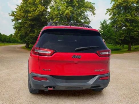 Used 2017 Jeep Cherokee Trailhawk w/ Cold Weather Group AWD/4WD image 7