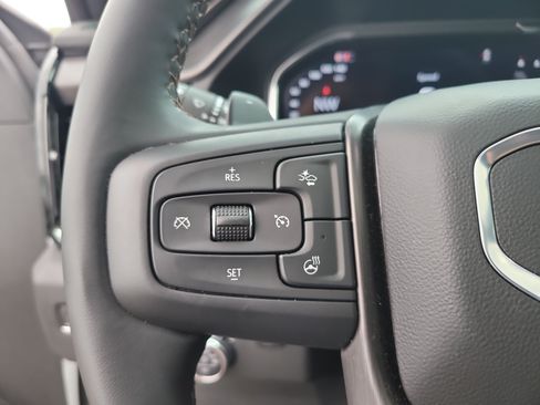 Used 2025 GMC Sierra 1500 AT4 w/ AT4 Premium Package AWD/4WD image 29