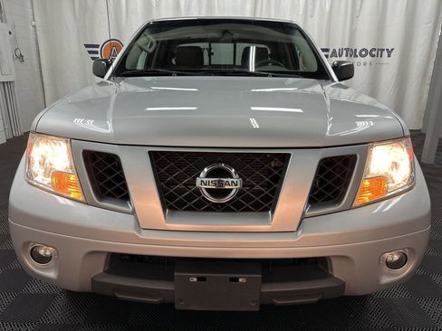 Used 2021 Nissan Frontier SV image 4