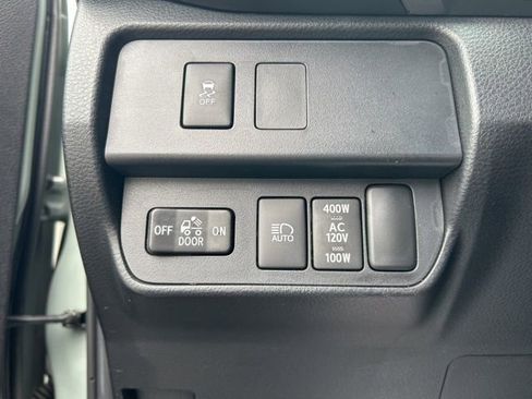 Used 2023 Toyota Tacoma TRD Sport w/ Black Out Package (TMS) AWD/4WD image 24