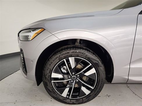 New 2026 Volvo XC60 B5 Plus w/ Protection Package Premier image 11