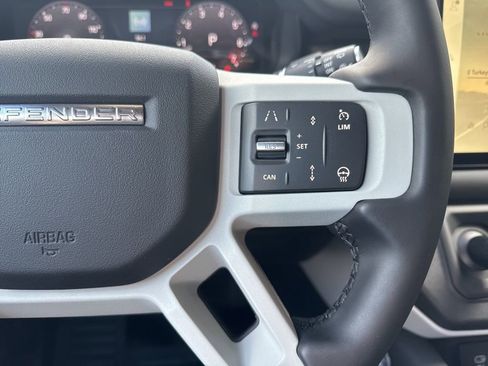 New 2024 Land Rover Defender 130 X-Dynamic SE image 15